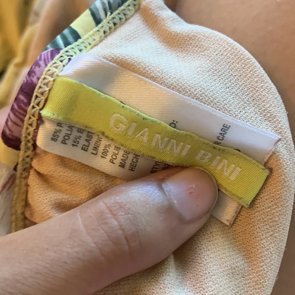 Bikini Top - Picture 2 of 3